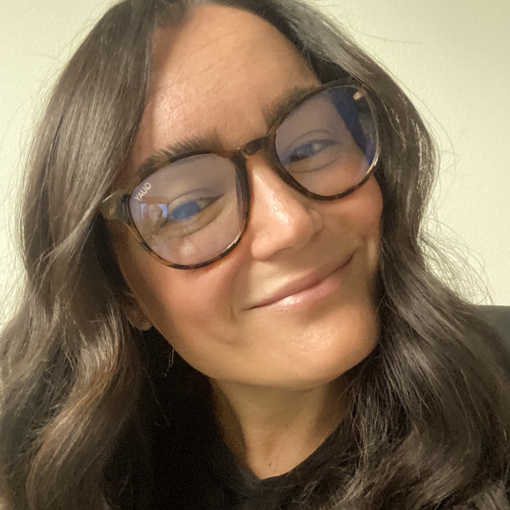 Meet your Posher, Caitlin